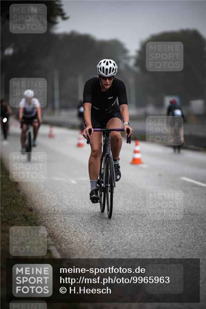 16.08.2026 - KN Förde Triathlon 2026 H.Heesch http://msf.ph/oto/9965963 16.08.2026 09:27:29 Radfahren 119, 121, 138, 171, 172, 176, 180, 189 meine-sportfotos.de