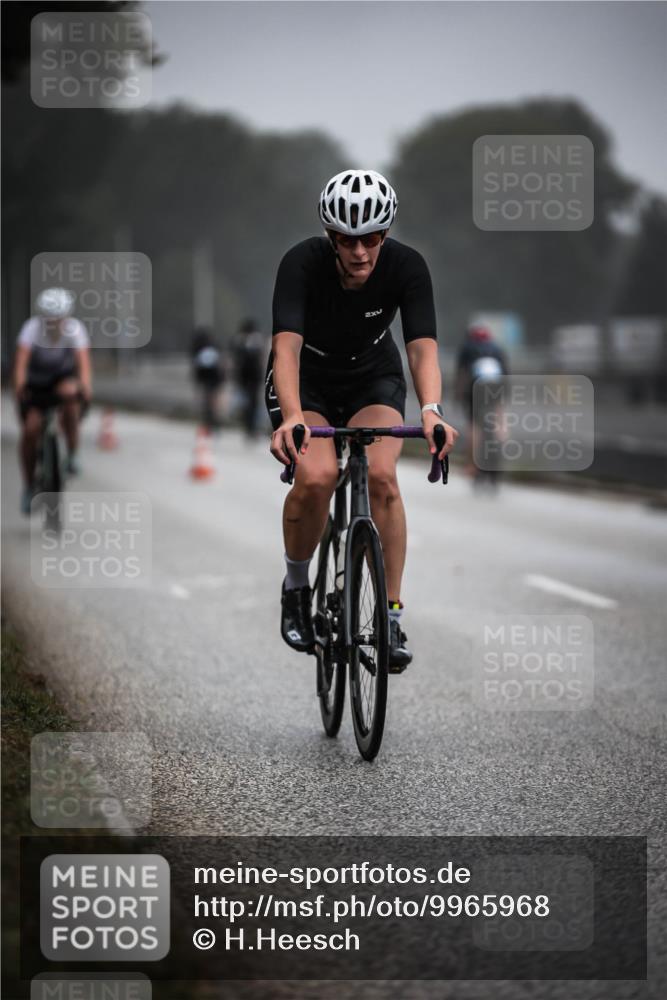 16.08.2026 - KN Förde Triathlon 2026 H.Heesch http://msf.ph/oto/9965968 16.08.2026 09:27:29 Radfahren 119, 121, 138, 171, 172, 176, 180, 189 meine-sportfotos.de