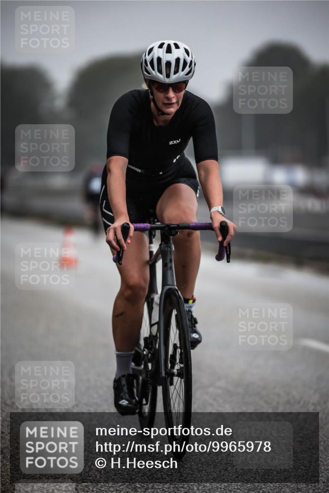 16.08.2026 - KN Förde Triathlon 2026 H.Heesch http://msf.ph/oto/9965978 16.08.2026 09:27:29 Radfahren 119, 121, 138, 171, 172, 176, 180, 189 meine-sportfotos.de