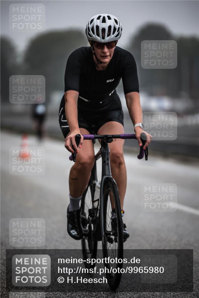 16.08.2026 - KN Förde Triathlon 2026 H.Heesch http://msf.ph/oto/9965980 16.08.2026 09:27:30 Radfahren 119, 121, 138, 171, 172, 176, 180, 189, 230 meine-sportfotos.de