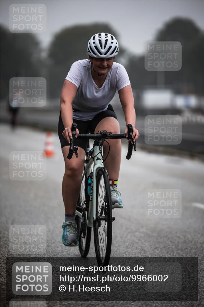 16.08.2026 - KN Förde Triathlon 2026 H.Heesch http://msf.ph/oto/9966002 16.08.2026 09:27:32 Radfahren 121, 138, 171, 172, 176, 180, 230 meine-sportfotos.de