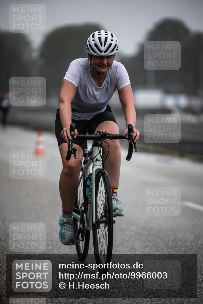 16.08.2026 - KN Förde Triathlon 2026 H.Heesch http://msf.ph/oto/9966003 16.08.2026 09:27:32 Radfahren 121, 138, 171, 172, 176, 180, 230 meine-sportfotos.de