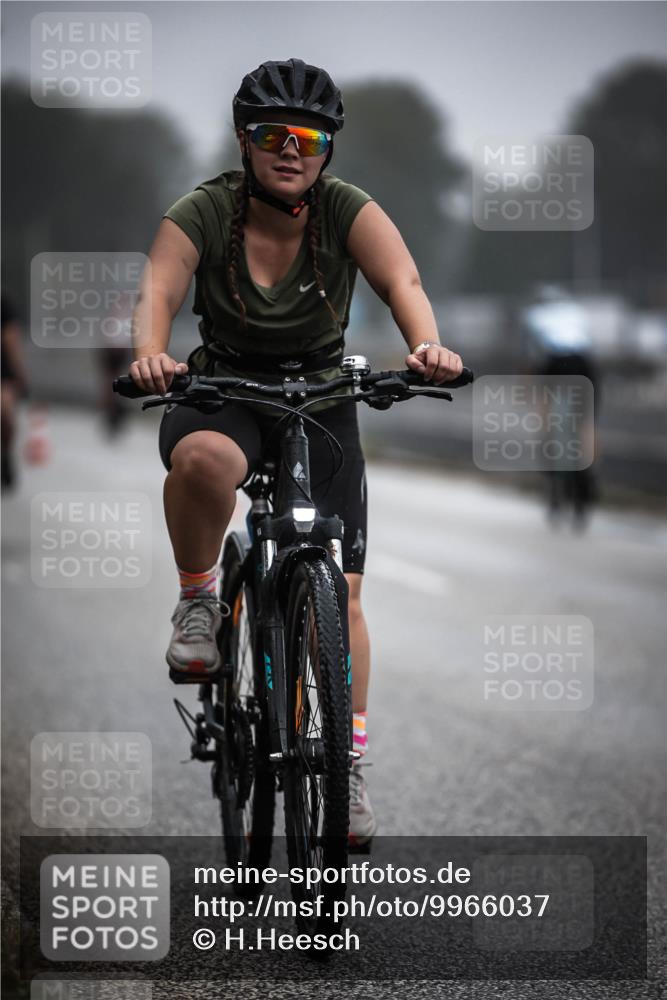 16.08.2026 - KN Förde Triathlon 2026 H.Heesch http://msf.ph/oto/9966037 16.08.2026 09:27:38 Radfahren 108, 156, 205, 230 meine-sportfotos.de
