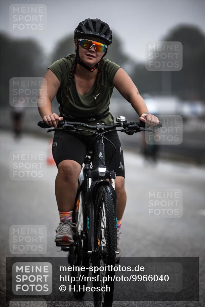16.08.2026 - KN Förde Triathlon 2026 H.Heesch http://msf.ph/oto/9966040 16.08.2026 09:27:38 Radfahren 108, 156, 205, 230 meine-sportfotos.de