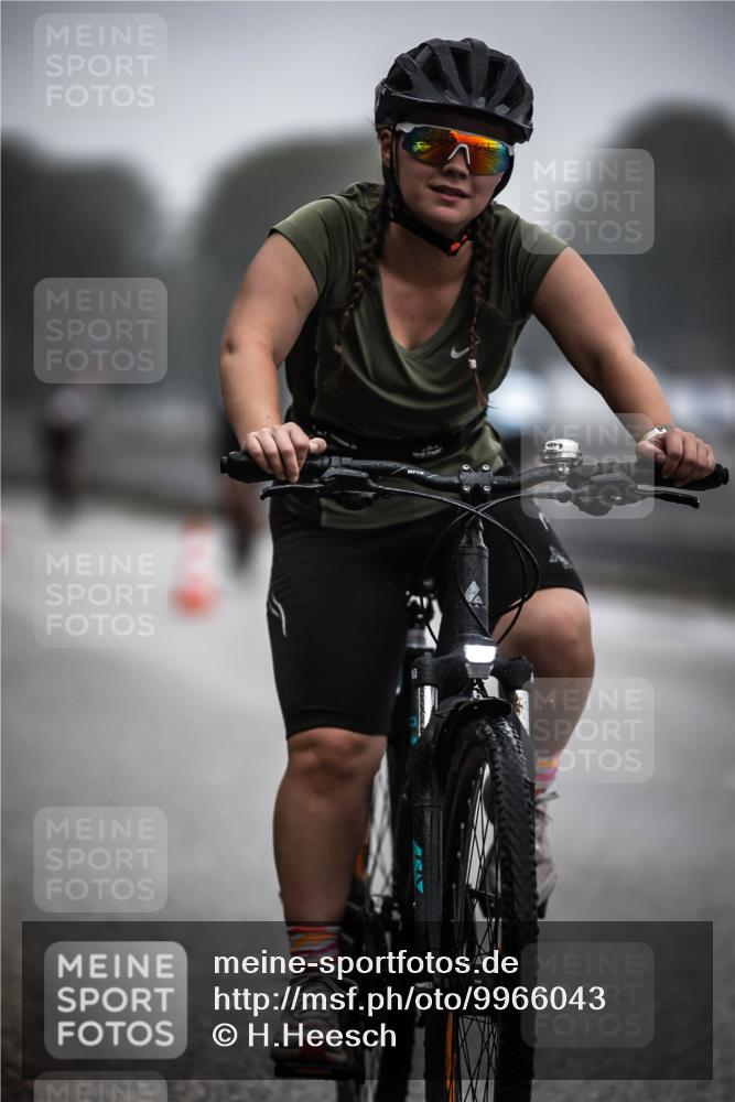 16.08.2026 - KN Förde Triathlon 2026 H.Heesch http://msf.ph/oto/9966043 16.08.2026 09:27:38 Radfahren 108, 156, 205, 230 meine-sportfotos.de