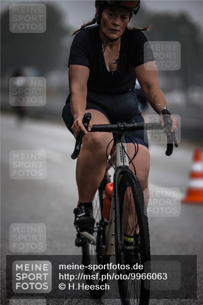 16.08.2026 - KN Förde Triathlon 2026 H.Heesch http://msf.ph/oto/9966063 16.08.2026 09:27:41 Radfahren 108, 156, 179, 205 meine-sportfotos.de