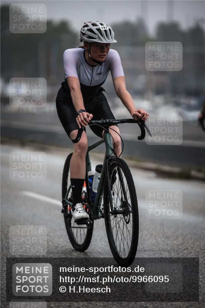 16.08.2026 - KN Förde Triathlon 2026 H.Heesch http://msf.ph/oto/9966095 16.08.2026 09:27:51 Radfahren 115, 142, 168, 186, 187 meine-sportfotos.de