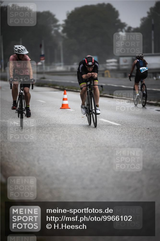 16.08.2026 - KN Förde Triathlon 2026 H.Heesch http://msf.ph/oto/9966102 16.08.2026 09:27:53 Radfahren 115, 142, 166, 168, 178, 186, 187 meine-sportfotos.de