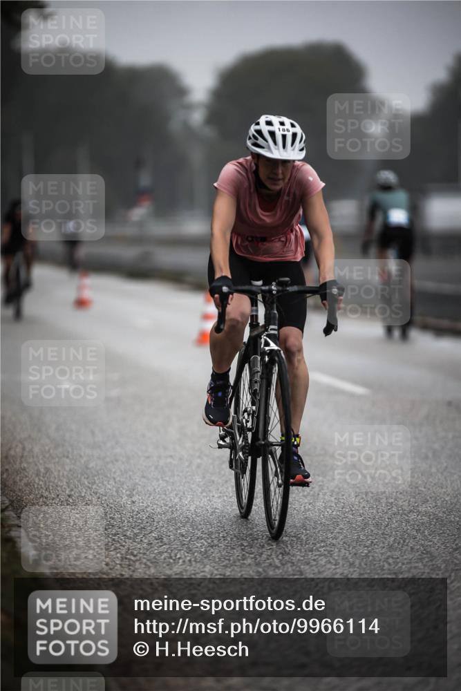 16.08.2026 - KN Förde Triathlon 2026 H.Heesch http://msf.ph/oto/9966114 16.08.2026 09:27:54 Radfahren 115, 142, 166, 178, 186, 187 meine-sportfotos.de
