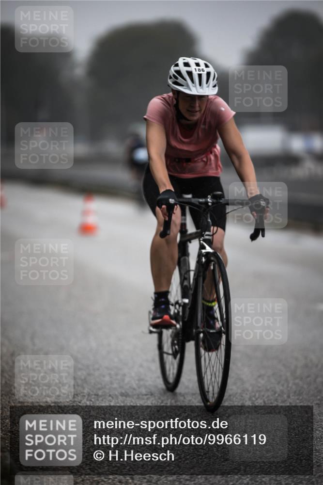 16.08.2026 - KN Förde Triathlon 2026 H.Heesch http://msf.ph/oto/9966119 16.08.2026 09:27:55 Radfahren 115, 142, 166, 178, 186 meine-sportfotos.de