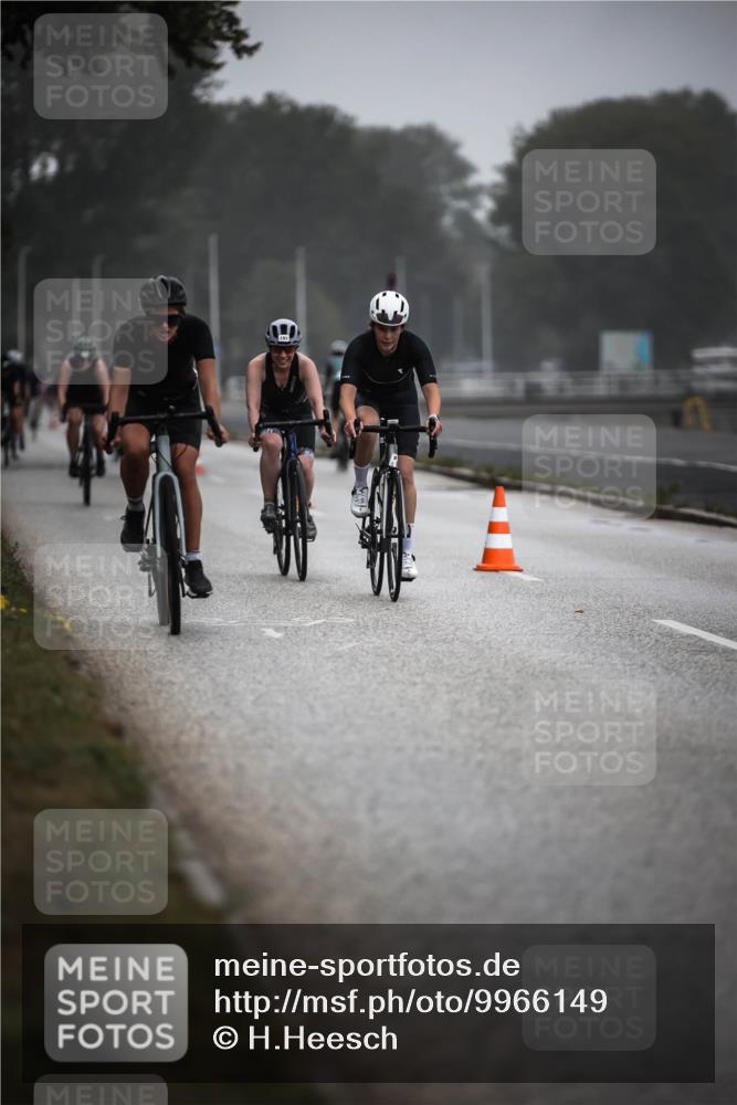 16.08.2026 - KN Förde Triathlon 2026 H.Heesch http://msf.ph/oto/9966149 16.08.2026 09:27:59 Radfahren 103, 110, 113, 114, 146, 164, 166, 174, 178, 192, 239 meine-sportfotos.de