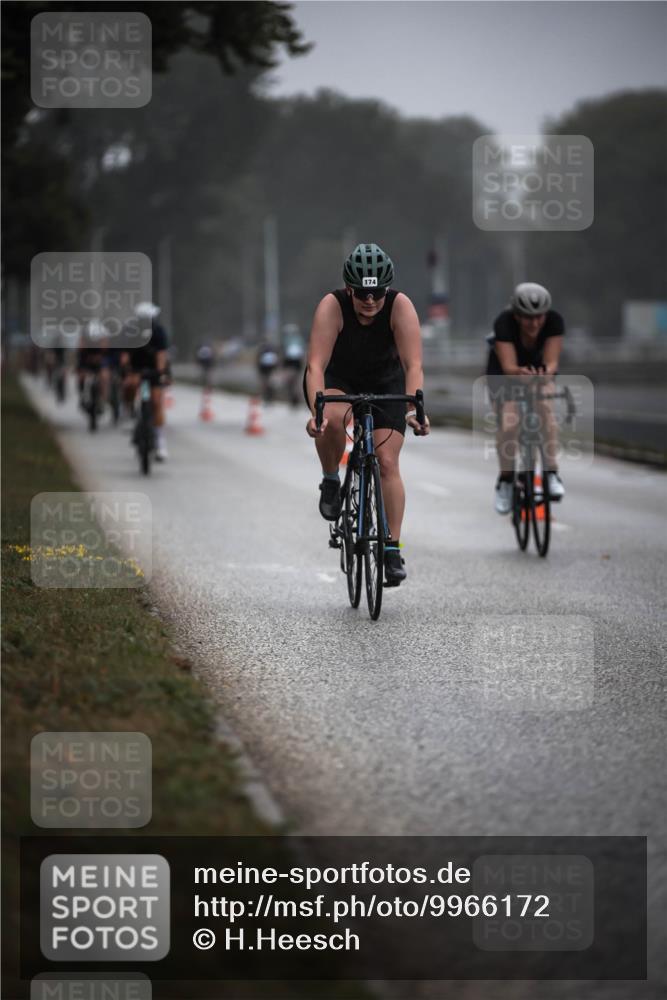 16.08.2026 - KN Förde Triathlon 2026 H.Heesch http://msf.ph/oto/9966172 16.08.2026 09:28:03 Radfahren 103, 110, 113, 114, 146, 164, 174, 190, 192, 194, 198, 239 meine-sportfotos.de