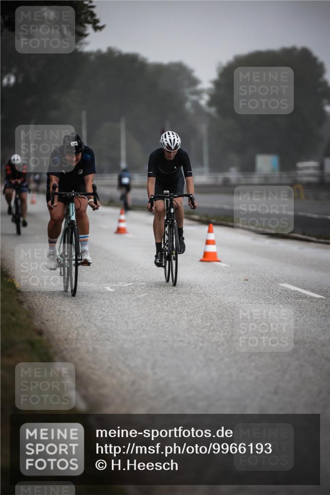 16.08.2026 - KN Förde Triathlon 2026 H.Heesch http://msf.ph/oto/9966193 16.08.2026 09:28:06 Radfahren 110, 113, 114, 146, 169, 174, 190, 194, 198, 225, 239 meine-sportfotos.de
