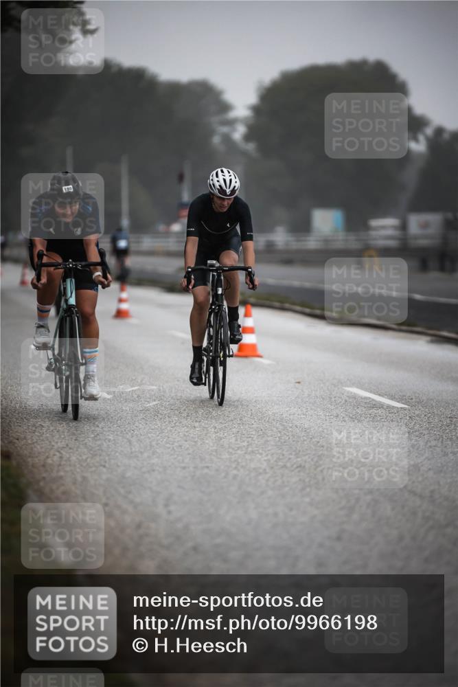 16.08.2026 - KN Förde Triathlon 2026 H.Heesch http://msf.ph/oto/9966198 16.08.2026 09:28:06 Radfahren 110, 113, 114, 146, 169, 174, 190, 194, 198, 225, 239 meine-sportfotos.de