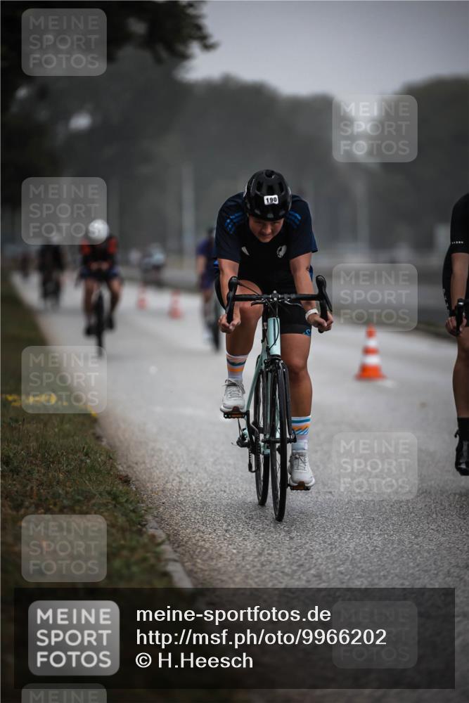 16.08.2026 - KN Förde Triathlon 2026 H.Heesch http://msf.ph/oto/9966202 16.08.2026 09:28:07 Radfahren 110, 113, 114, 169, 174, 190, 194, 198, 225, 239 meine-sportfotos.de