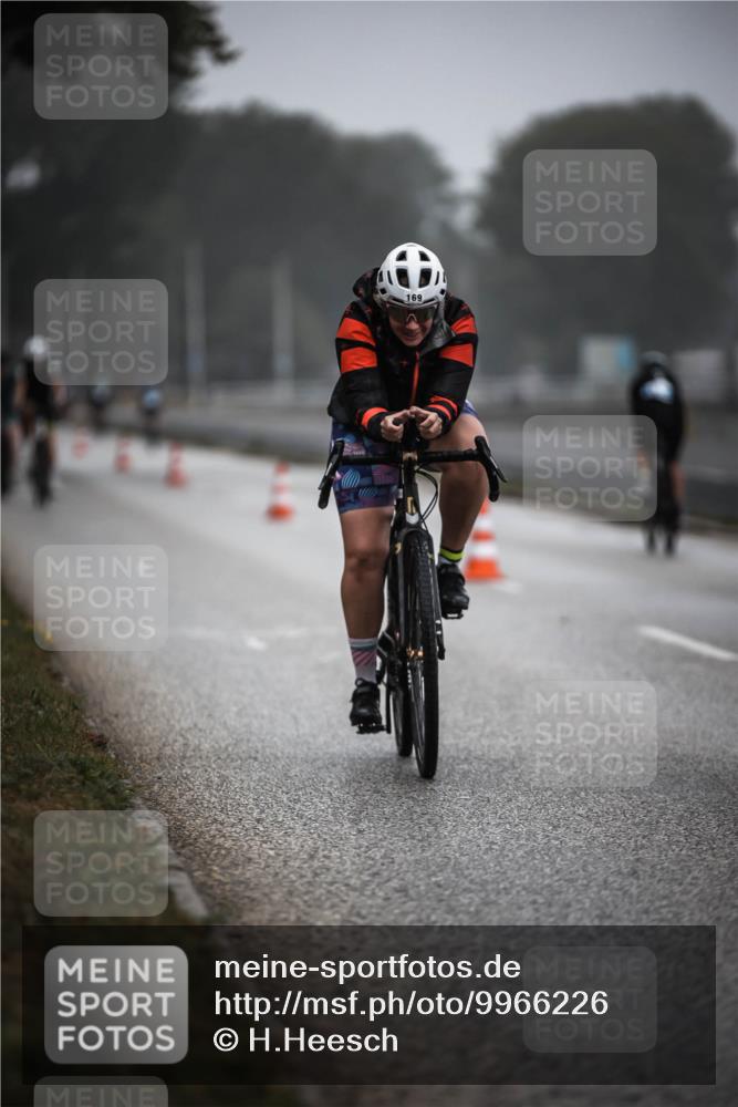 16.08.2026 - KN Förde Triathlon 2026 H.Heesch http://msf.ph/oto/9966226 16.08.2026 09:28:10 Radfahren 169, 190, 198, 225 meine-sportfotos.de