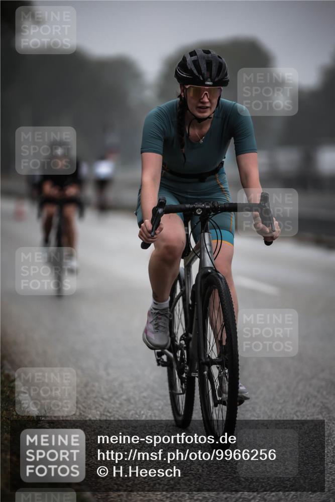 16.08.2026 - KN Förde Triathlon 2026 H.Heesch http://msf.ph/oto/9966256 16.08.2026 09:28:17 Radfahren 152, 191, 195, 214 meine-sportfotos.de
