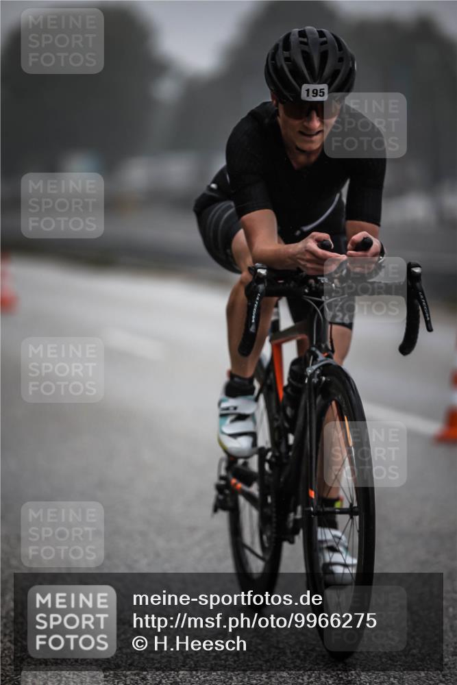 16.08.2026 - KN Förde Triathlon 2026 H.Heesch http://msf.ph/oto/9966275 16.08.2026 09:28:19 Radfahren 109, 152, 191, 195, 214 meine-sportfotos.de