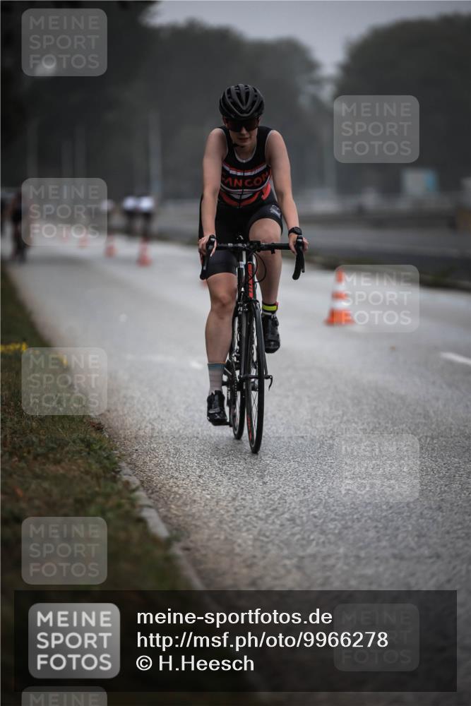 16.08.2026 - KN Förde Triathlon 2026 H.Heesch http://msf.ph/oto/9966278 16.08.2026 09:28:23 Radfahren 109, 122 meine-sportfotos.de