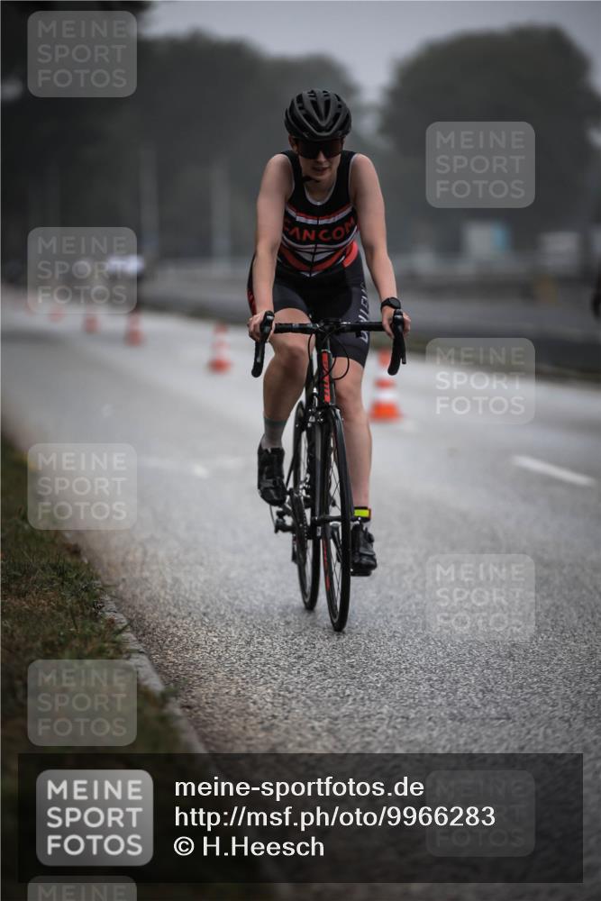 16.08.2026 - KN Förde Triathlon 2026 H.Heesch http://msf.ph/oto/9966283 16.08.2026 09:28:24 Radfahren 109, 122, 167 meine-sportfotos.de