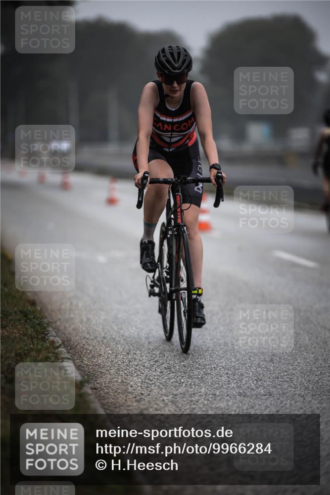 16.08.2026 - KN Förde Triathlon 2026 H.Heesch http://msf.ph/oto/9966284 16.08.2026 09:28:24 Radfahren 109, 122, 167 meine-sportfotos.de