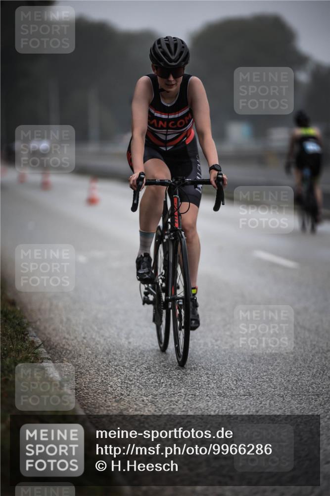 16.08.2026 - KN Förde Triathlon 2026 H.Heesch http://msf.ph/oto/9966286 16.08.2026 09:28:24 Radfahren 109, 122, 167 meine-sportfotos.de