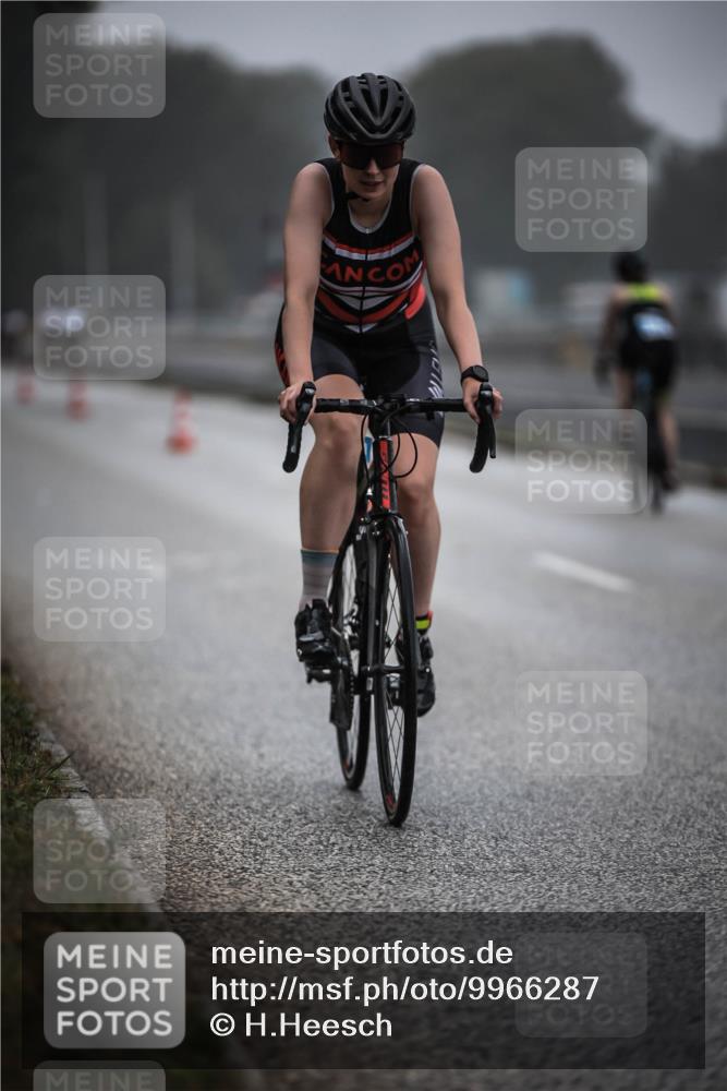 16.08.2026 - KN Förde Triathlon 2026 H.Heesch http://msf.ph/oto/9966287 16.08.2026 09:28:24 Radfahren 109, 122, 167 meine-sportfotos.de