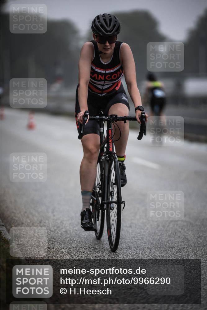 16.08.2026 - KN Förde Triathlon 2026 H.Heesch http://msf.ph/oto/9966290 16.08.2026 09:28:24 Radfahren 109, 122, 167 meine-sportfotos.de