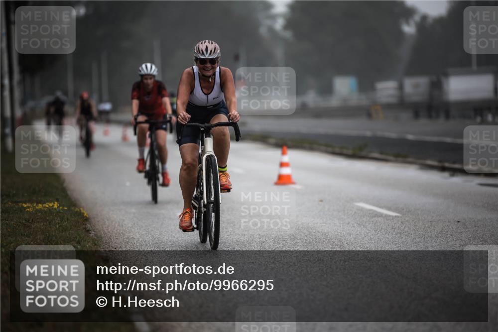 16.08.2026 - KN Förde Triathlon 2026 H.Heesch http://msf.ph/oto/9966295 16.08.2026 09:28:30 Radfahren 117, 139, 160, 163, 167 meine-sportfotos.de