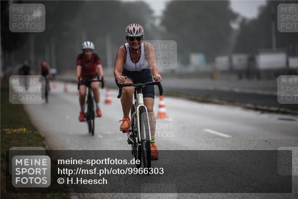 16.08.2026 - KN Förde Triathlon 2026 H.Heesch http://msf.ph/oto/9966303 16.08.2026 09:28:31 Radfahren 117, 139, 160, 163, 167, 200 meine-sportfotos.de