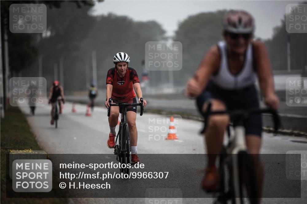 16.08.2026 - KN Förde Triathlon 2026 H.Heesch http://msf.ph/oto/9966307 16.08.2026 09:28:31 Radfahren 117, 139, 160, 163, 167, 200 meine-sportfotos.de