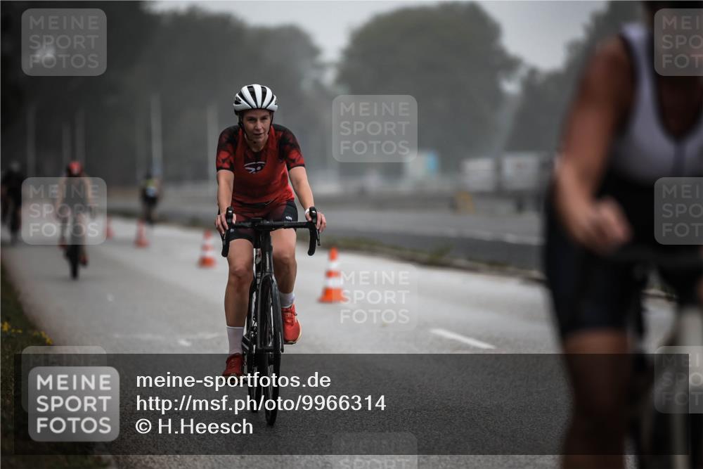 16.08.2026 - KN Förde Triathlon 2026 H.Heesch http://msf.ph/oto/9966314 16.08.2026 09:28:32 Radfahren 117, 139, 160, 163, 167, 200 meine-sportfotos.de