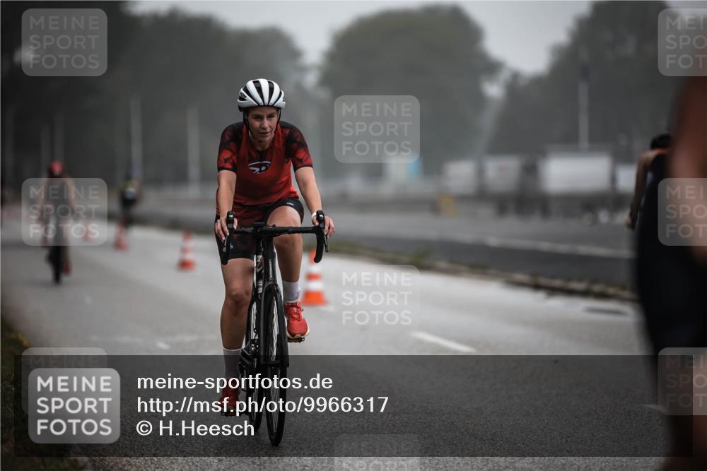 16.08.2026 - KN Förde Triathlon 2026 H.Heesch http://msf.ph/oto/9966317 16.08.2026 09:28:32 Radfahren 117, 139, 160, 163, 167, 200 meine-sportfotos.de