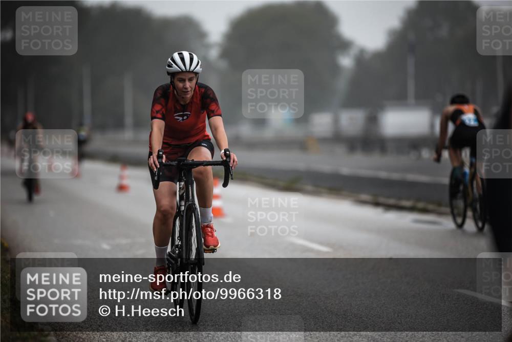 16.08.2026 - KN Förde Triathlon 2026 H.Heesch http://msf.ph/oto/9966318 16.08.2026 09:28:32 Radfahren 117, 139, 160, 163, 167, 200 meine-sportfotos.de