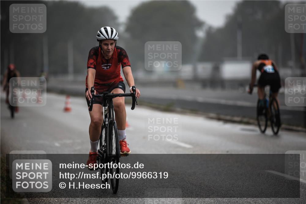 16.08.2026 - KN Förde Triathlon 2026 H.Heesch http://msf.ph/oto/9966319 16.08.2026 09:28:32 Radfahren 117, 139, 160, 163, 167, 200 meine-sportfotos.de