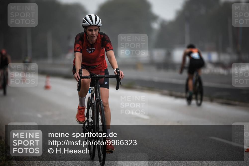 16.08.2026 - KN Förde Triathlon 2026 H.Heesch http://msf.ph/oto/9966323 16.08.2026 09:28:32 Radfahren 117, 139, 160, 163, 167, 200 meine-sportfotos.de