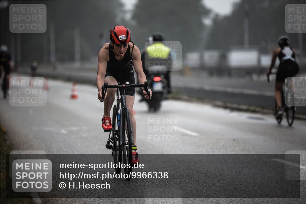 16.08.2026 - KN Förde Triathlon 2026 H.Heesch http://msf.ph/oto/9966338 16.08.2026 09:28:36 Radfahren 139, 200 meine-sportfotos.de