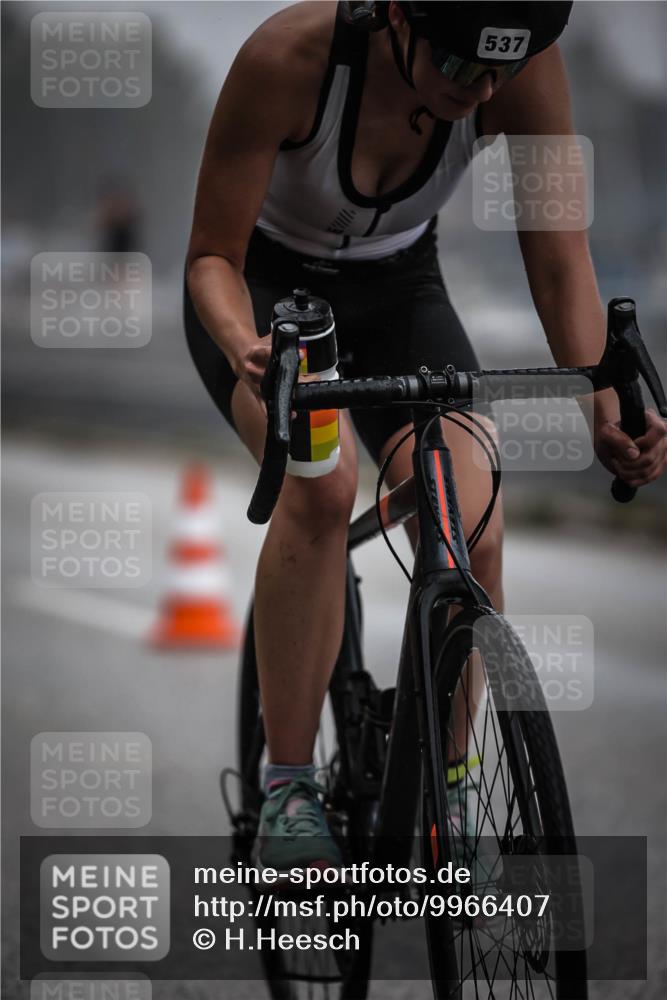 16.08.2026 - KN Förde Triathlon 2026 H.Heesch http://msf.ph/oto/9966407 16.08.2026 09:28:45 Radfahren 193, 537 meine-sportfotos.de