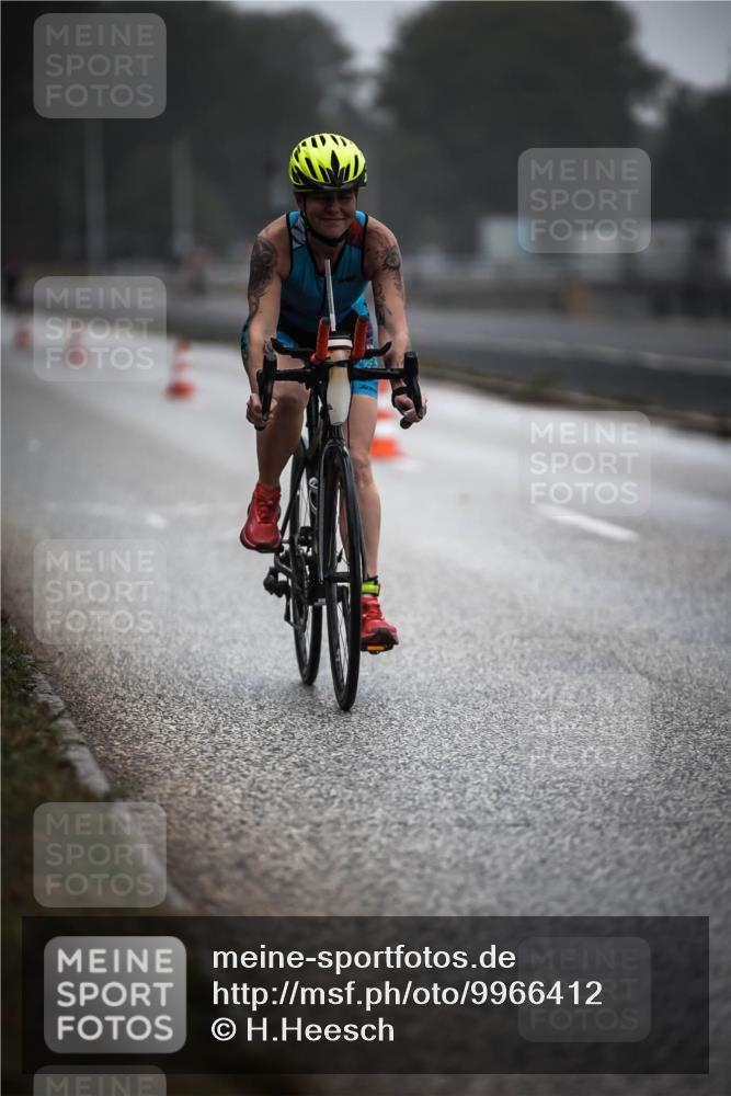16.08.2026 - KN Förde Triathlon 2026 H.Heesch http://msf.ph/oto/9966412 16.08.2026 09:29:21 Radfahren 201, 213, 241 meine-sportfotos.de