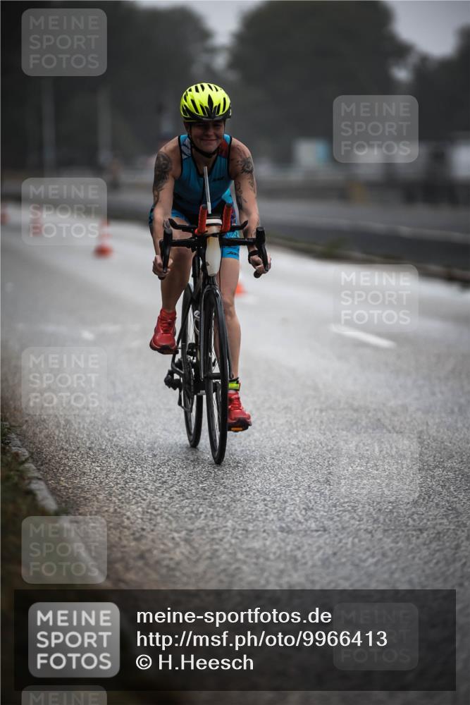 16.08.2026 - KN Förde Triathlon 2026 H.Heesch http://msf.ph/oto/9966413 16.08.2026 09:29:21 Radfahren 201, 213, 241 meine-sportfotos.de