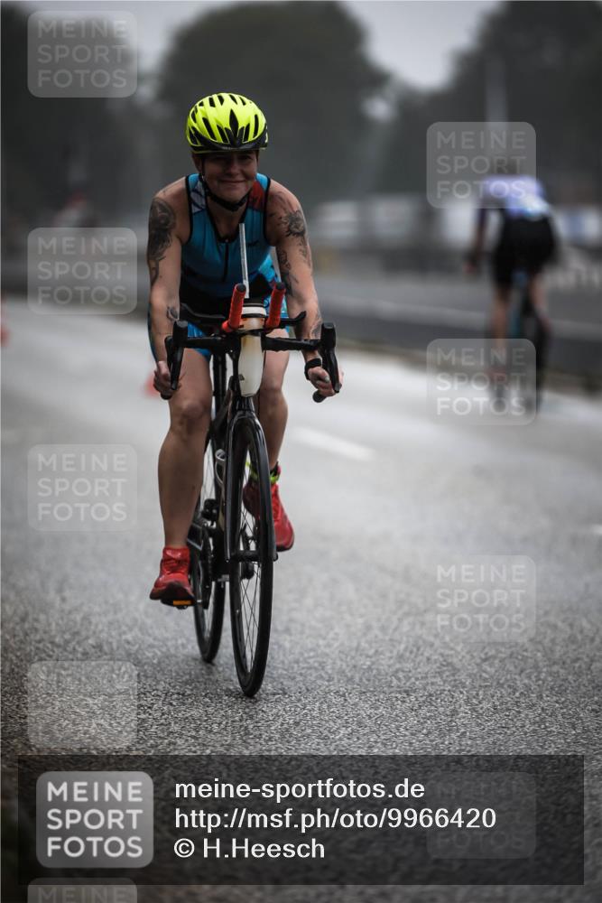 16.08.2026 - KN Förde Triathlon 2026 H.Heesch http://msf.ph/oto/9966420 16.08.2026 09:29:21 Radfahren 201, 213, 241 meine-sportfotos.de