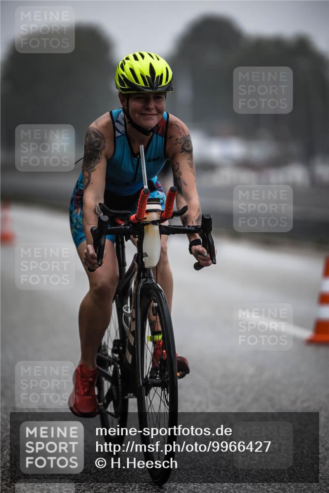 16.08.2026 - KN Förde Triathlon 2026 H.Heesch http://msf.ph/oto/9966427 16.08.2026 09:29:21 Radfahren 201, 213, 241 meine-sportfotos.de