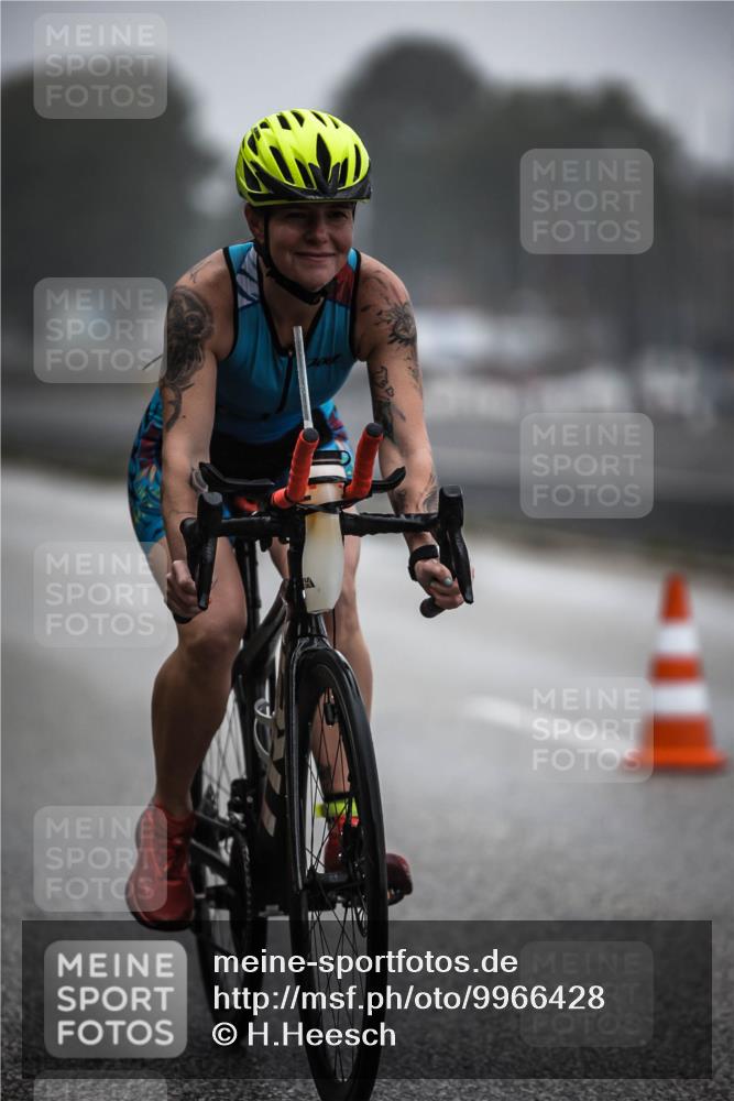 16.08.2026 - KN Förde Triathlon 2026 H.Heesch http://msf.ph/oto/9966428 16.08.2026 09:29:21 Radfahren 201, 213, 241 meine-sportfotos.de