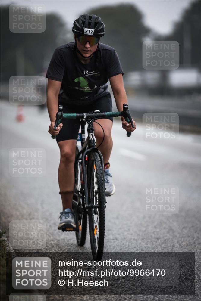 16.08.2026 - KN Förde Triathlon 2026 H.Heesch http://msf.ph/oto/9966470 16.08.2026 09:29:40 Radfahren 116, 212, 232 meine-sportfotos.de