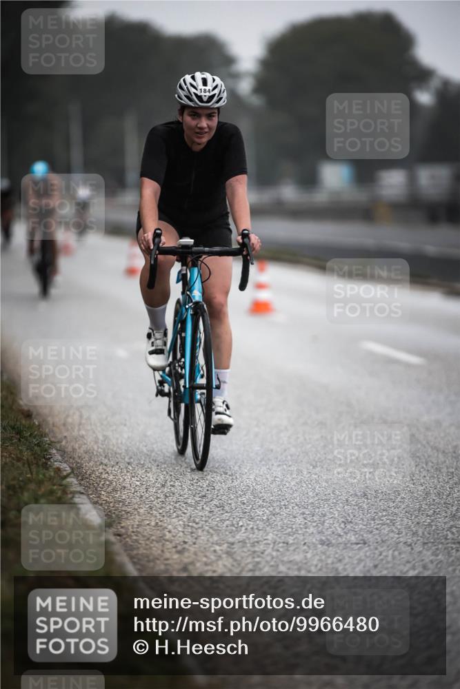 16.08.2026 - KN Förde Triathlon 2026 H.Heesch http://msf.ph/oto/9966480 16.08.2026 09:29:47 Radfahren 119, 133, 184 meine-sportfotos.de