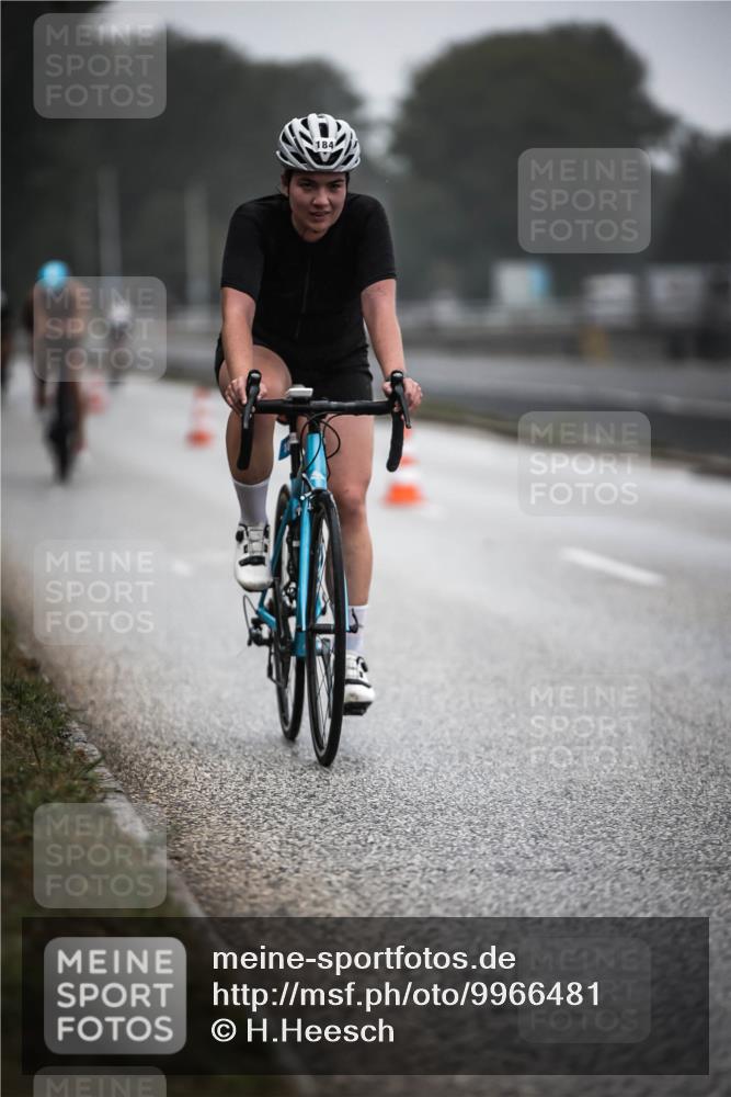 16.08.2026 - KN Förde Triathlon 2026 H.Heesch http://msf.ph/oto/9966481 16.08.2026 09:29:47 Radfahren 119, 133, 184 meine-sportfotos.de