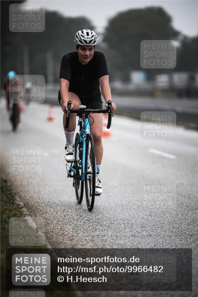 16.08.2026 - KN Förde Triathlon 2026 H.Heesch http://msf.ph/oto/9966482 16.08.2026 09:29:47 Radfahren 119, 133, 184 meine-sportfotos.de