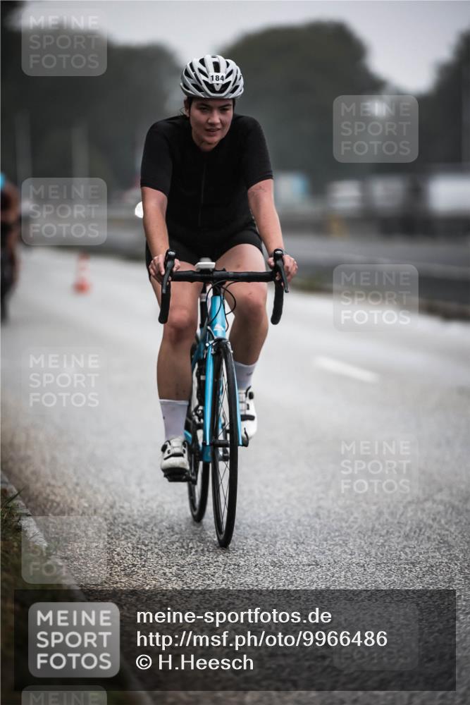 16.08.2026 - KN Förde Triathlon 2026 H.Heesch http://msf.ph/oto/9966486 16.08.2026 09:29:47 Radfahren 119, 133, 184 meine-sportfotos.de