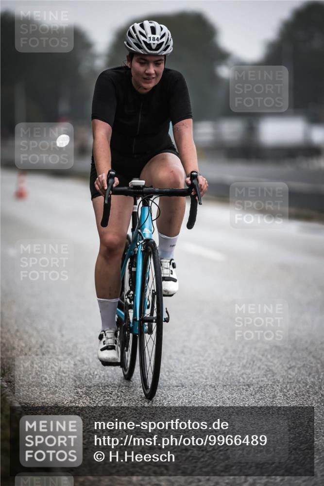 16.08.2026 - KN Förde Triathlon 2026 H.Heesch http://msf.ph/oto/9966489 16.08.2026 09:29:48 Radfahren 119, 133, 184 meine-sportfotos.de