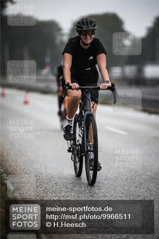 16.08.2026 - KN Förde Triathlon 2026 H.Heesch http://msf.ph/oto/9966511 16.08.2026 09:29:53 Radfahren 119, 121, 181, 206 meine-sportfotos.de